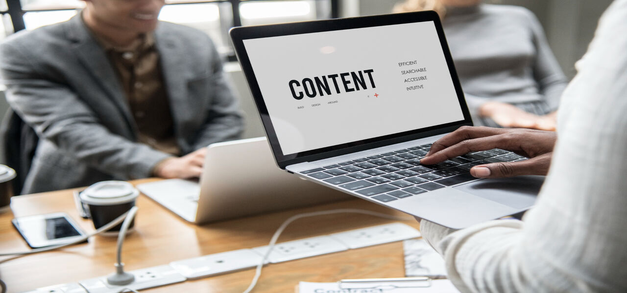 A Beginner's Complete Guide on How to Get Paid Writing Articles